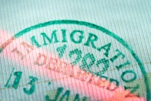 U.S. Federal Appeals Court Orders Immigration Officials to Reconsider the Deportation of a Mother to Mexico